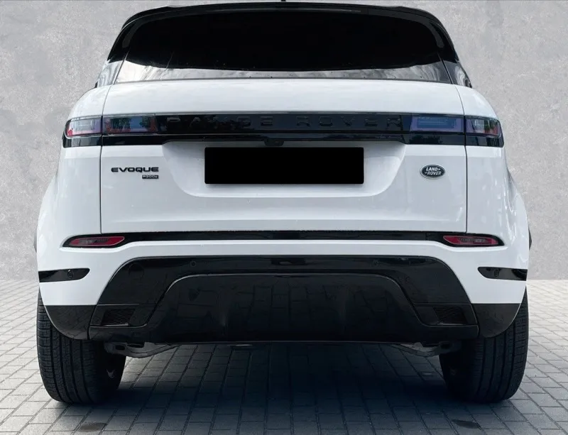 Land Rover Range Rover Evoque P300е R-Dynamic SE =NEW= Black Image 4