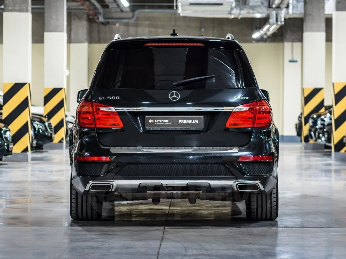 Mercedes-Benz GL-Class Image 8